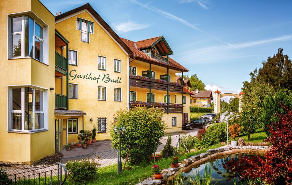 Gasthof Badl - Bed & Breakfast Hotel Hall in Tirol Exterior photo